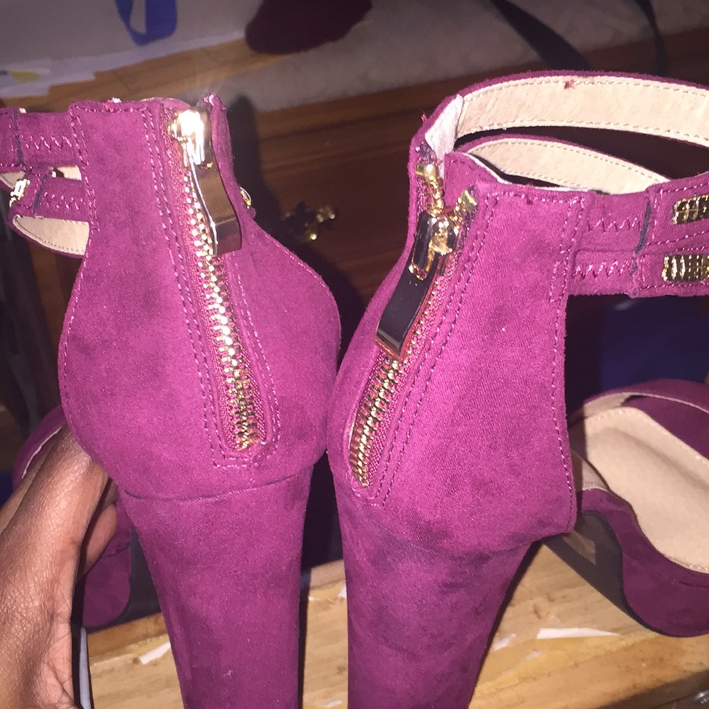 Party Heels - Picture 3 of 6